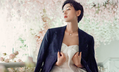 演员李晓峰最新法式轻婚纱质感大片来袭
