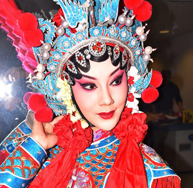 <font color='#33CC00'>胡彩虹《梨园我挂帅》跨</font>