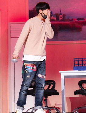 <b>肖旭元宵喜乐会彩排现场曝光 认真模样撩人</b>