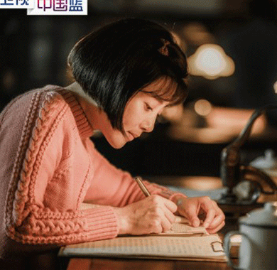 <b>《爱情的边疆》扎心了！ 我的90后妹妹边剪片边哭</b>