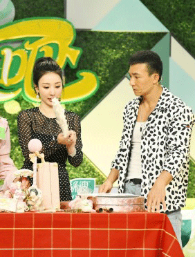 <b>柳岩《享受美吧》上演“土味”琼瑶剧情 刘畊宏自曝是护肤幼儿园学徒</b>