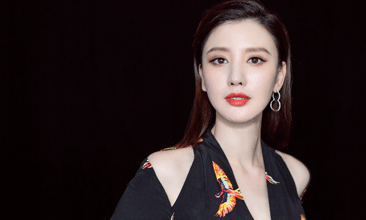 <b>张萌时尚look干练优雅   长腿吸睛性感撩人</b>