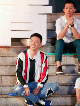 <b>王仁君《青春同学会》重返北电 不拘一格真性情引回忆杀</b>