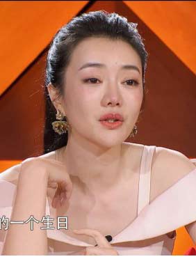 <b>武艺送惊喜将欣然惹哭 却帮她走出阴影重拾生活信心</b>