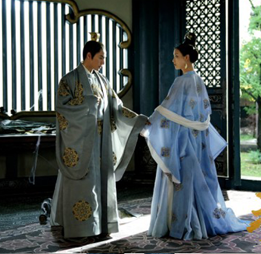 <b>《天盛长歌》观众“跌破眼镜” 陈坤倪妮“无包袱”演技获赞</b>