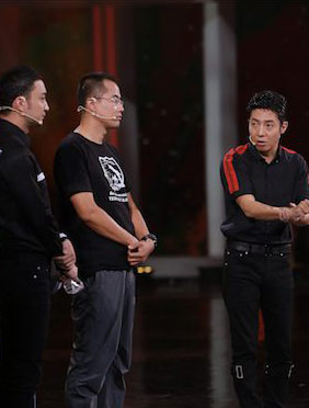 <b>《加油！向未来》真实情境揭秘30秒汽车水下遇险逃生法则</b>