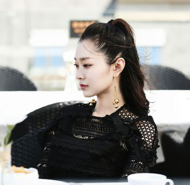 <b>宋轶《创业时代》被称“泡椒凤爪” 发微博调侃温迪</b>