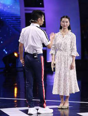 <b>人机融合挑战钢琴合奏 郎朗现身《加油！向未来》助义肢女孩圆梦</b>