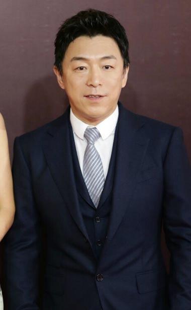 《疯狂的外星人》亮相华表奖 宁浩黄渤沈腾“激情”斗嘴
