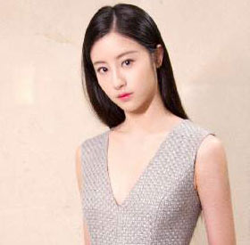 新小龙女毛晓慧亮相中国