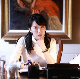 李念《大浦东》诠释职业女性范儿 才气十