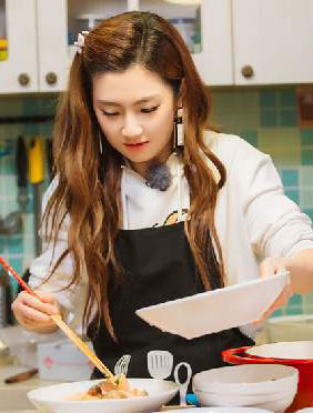 《女儿们的恋爱》Selina暖