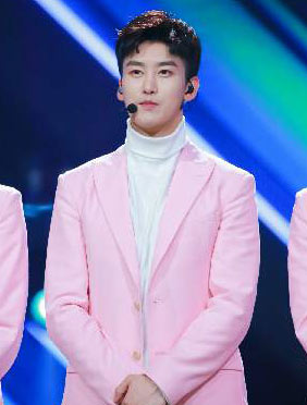 <b>周艺轩《以团之名》上演“年度大戏” 生日惊喜超暖心</b>