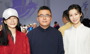 <b>常思思受邀轮椅时装秀 为残疾人发声彰显正能量</b>