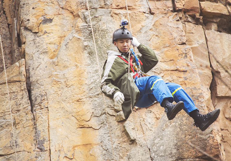 《麦咭小厨》林依轮开启萌鲜之旅，白举纲勇气挑战惊险“崖降”