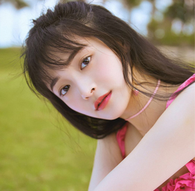 周洁琼最新写真曝光 化身草莓少女唤醒夏