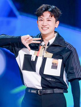 <b>苏有朋《创造营2019》获封神助攻 细致指点助力学员公演</b>