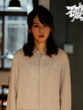 <b>《破冰行动》收官陈珂受热议 李墨之发文坦言“努力磨炼演技”</b>