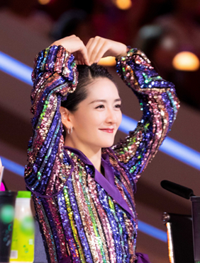 <b>《巅峰之夜》演绎极致“颠覆”！“无声女孩”为梦舍声，男团也能脚踩高跟</b>
