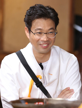 <b>《极挑5》“闻味食重庆”心理对战大比拼 王迅天台飙戏“无间道”</b>