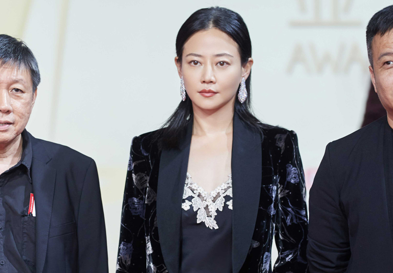 谭卓以评委身份出席“亚新奖”颁奖礼 曾多次支持新人导演