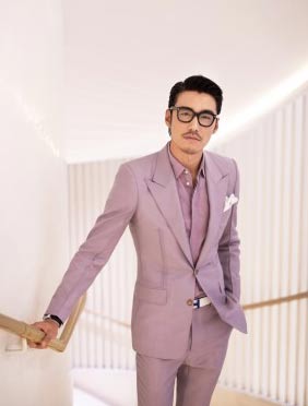 胡兵绅士亮相杂志晚宴 