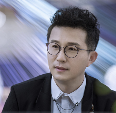 <b>《归还世界给你》热播 大反派霍泽宇系上市公司董事长出演</b>