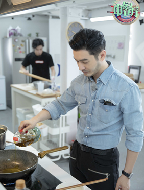 黄晓明《中餐厅》自我检