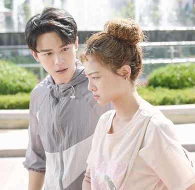 <b>马雪阳《我的邻居睡不着》展细腻演技 生动诠释双面角色</b>