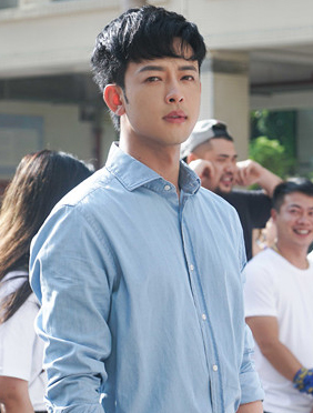 <b>马昂新剧《大话精》热播    挑战职场新角色</b>