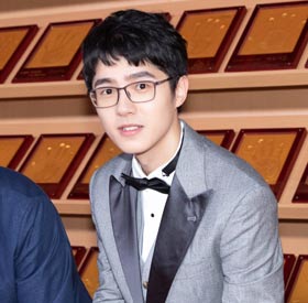 <b>刘昊然二度参演献礼电影 获赞中国电影新力量</b>