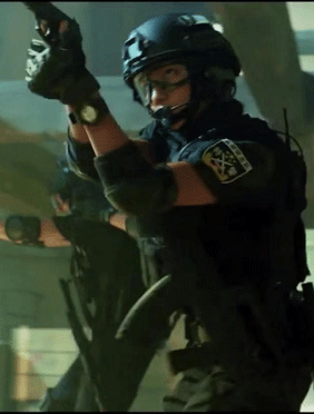 <b>金晨主演电影《特警队》定档 女特警形象撩力十足</b>