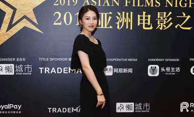 <b>杜雨宸受邀参加澳洲电影节 惊艳亮相星光之夜</b>