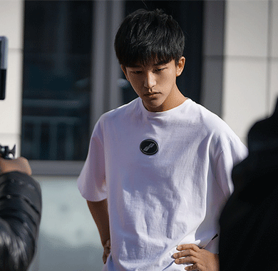 <b>黄子弘凡首次表演以高播放量收官 《那年夏天的秘密》演技口碑双丰收</b>