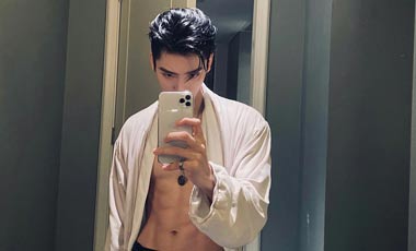 <b>线上直播今日即将开启 王子异分享宅家健身日常</b>