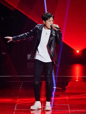 <b>高嘉朗《天赐的声音》收获成长 直言敬畏每一次舞台</b>