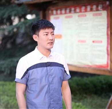 <b>《花繁叶茂》B站出圈丁冠中实力演绎“乘风破浪”的当代青年</b>