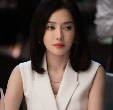 <b>《怪你过分美丽》正在热播，“恒星计划”倾力打造备受瞩目</b>