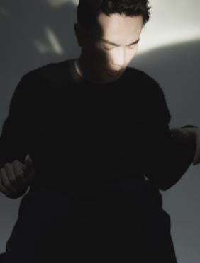 李泉新歌《稻草》上线 