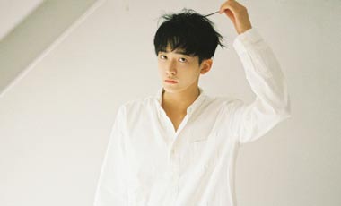 丁嘉文曝夏日限定写真 治