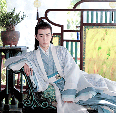  《明月曾照江东寒》热播
