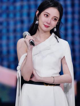 Live小天后汪小敏重返《天