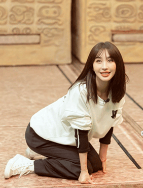 李菲儿《疯狂的麦咭8》有
