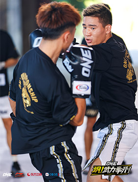 韩乔生《飒！武力拳开》挥棒出击 庞博调侃自己“最弱小脑”