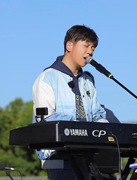 《一路唱响》“大理想”演唱会温暖开唱 宝藏音乐人齐聚治愈夜晚