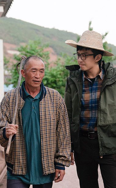 有情有力，温暖人心，致敬英雄 《你是我的一束光》专家研讨会在京举行