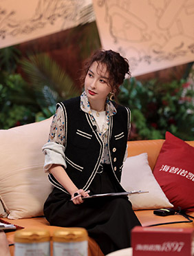吴昕《春日迟迟再出发》