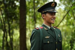 杨洋《特战荣耀》持续热播 于途梦幻联动共赴荣耀