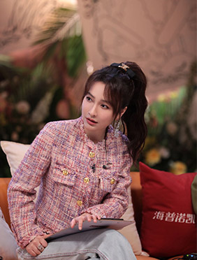 吴昕《春日迟迟再出发》