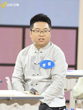 郦波古调吟诵《登鹳雀楼》、推理版《干将莫邪》...《超级语文课》今晚上课！